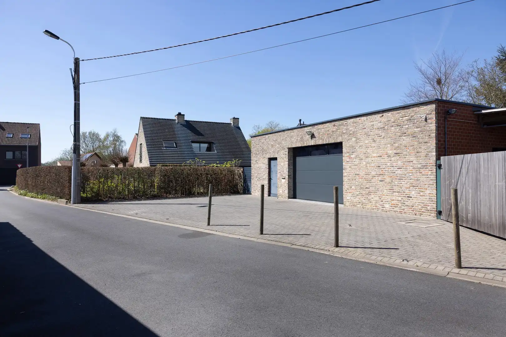 Ruime, goed onderhouden villa met extra polyvalente ruimte. foto 2