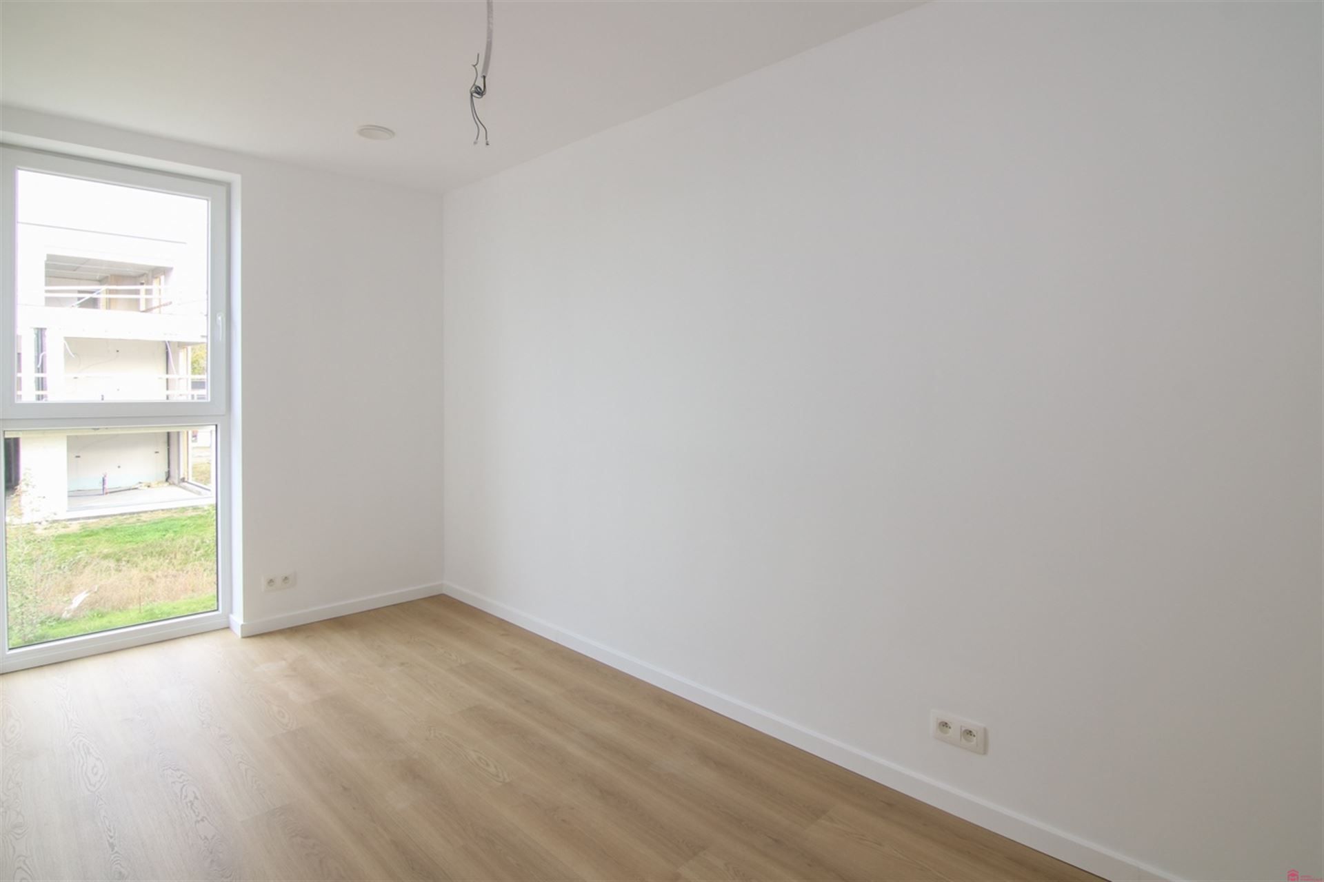 Recente woning te huur in een rustige verkaveling nabij centrum wevelgem foto 8
