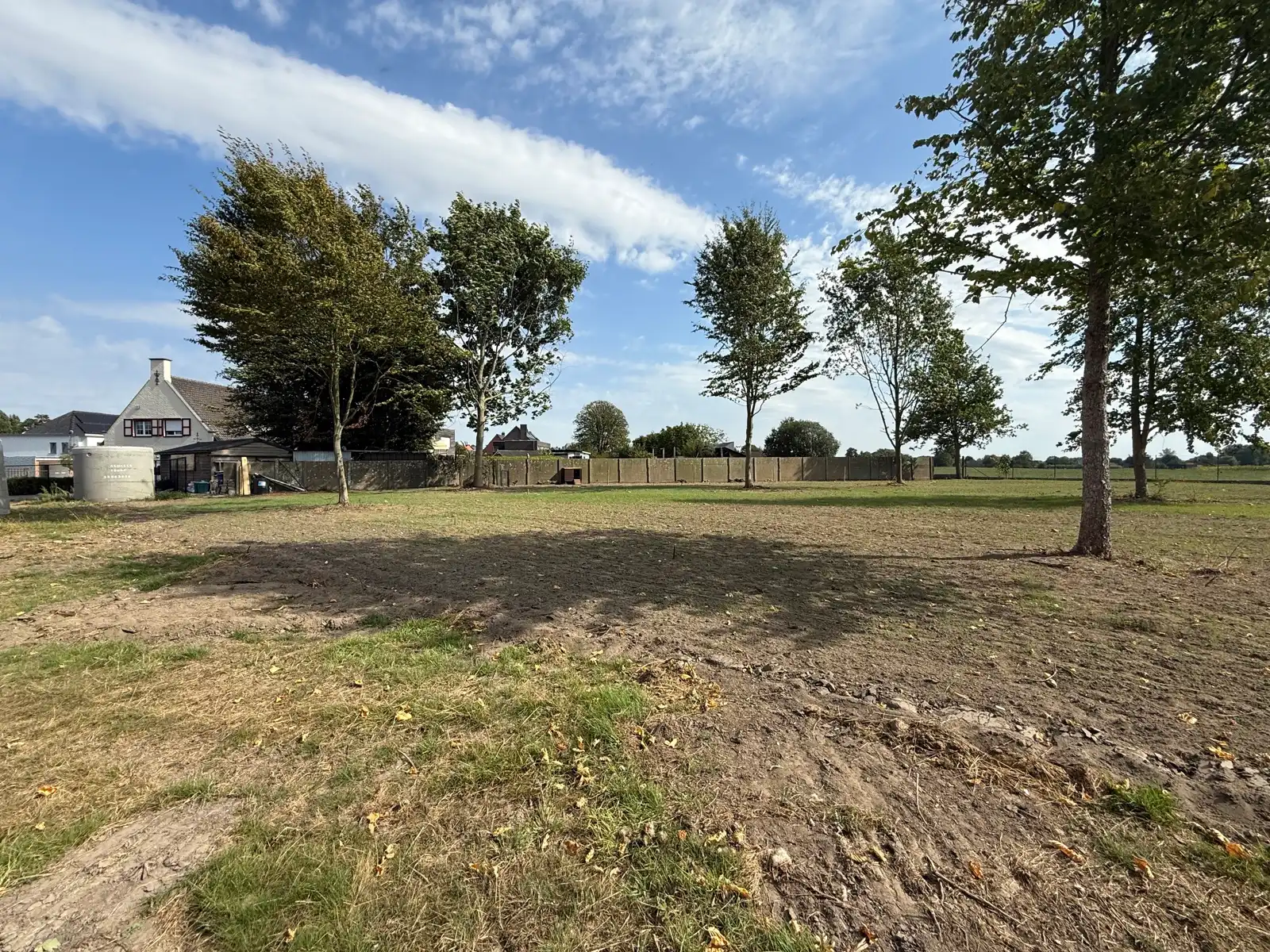 Half open woning met 4-6 slpks en prachtig landelijk zicht foto 6