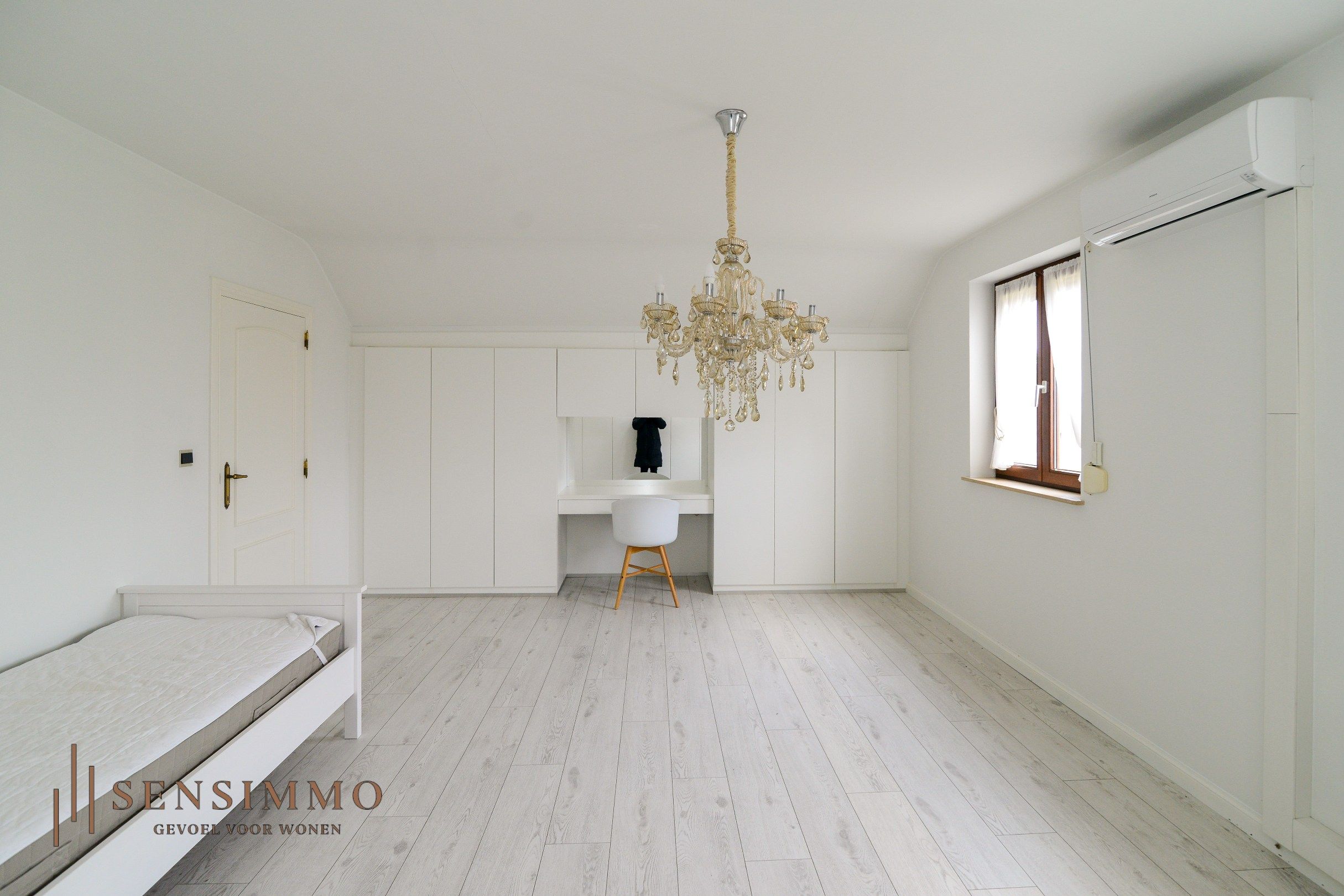 Ruime en energiezuinige woning met 4 slaapkamers op mooi perceel  foto 17