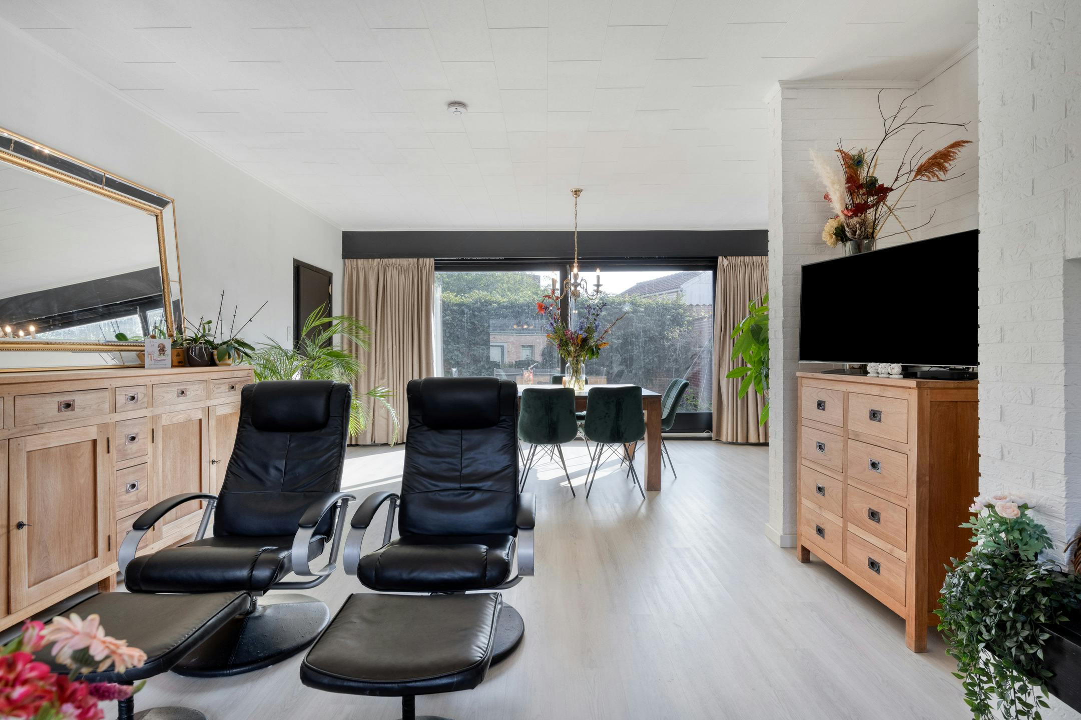 Gerenoveerde halfopen bebouwing te koop te Essen-Horendonk! foto 8
