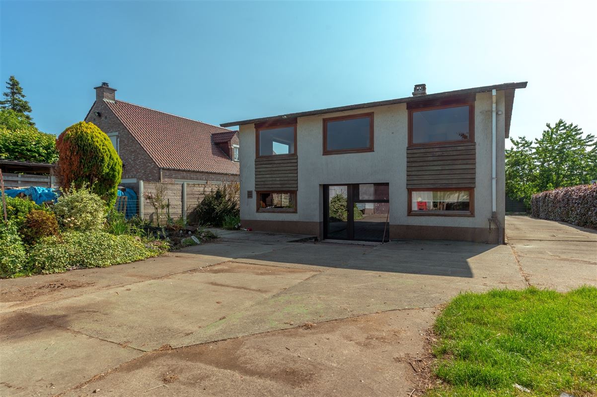 Ruime woning in doodlopende straat  foto 15