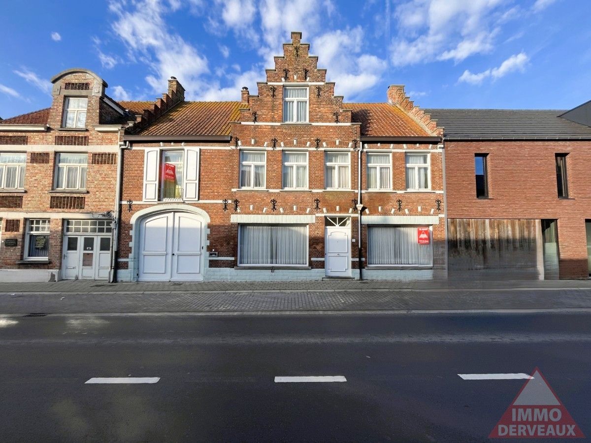 Hoofdfoto van de publicatie: Moorslede – Charmante herenwoning met loods in het centrum