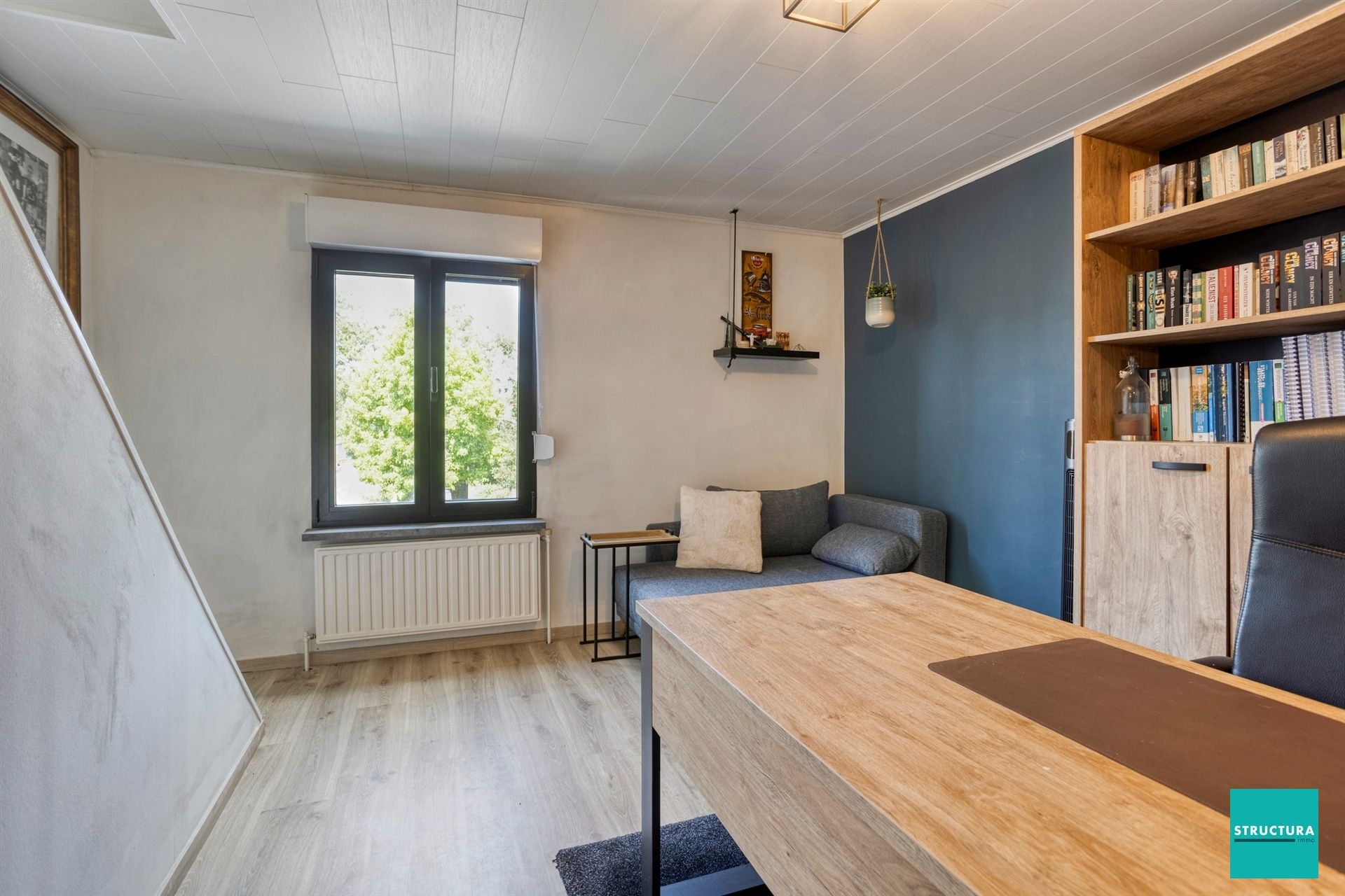 Instapklare woning met karakter in hartje Merchtem foto 24