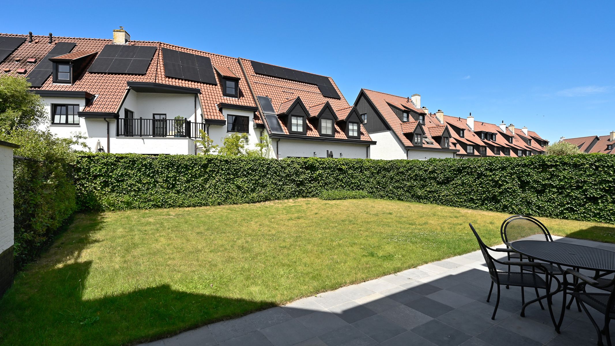 Prachtige woning gelegen in woonerf Middelhoek foto 14