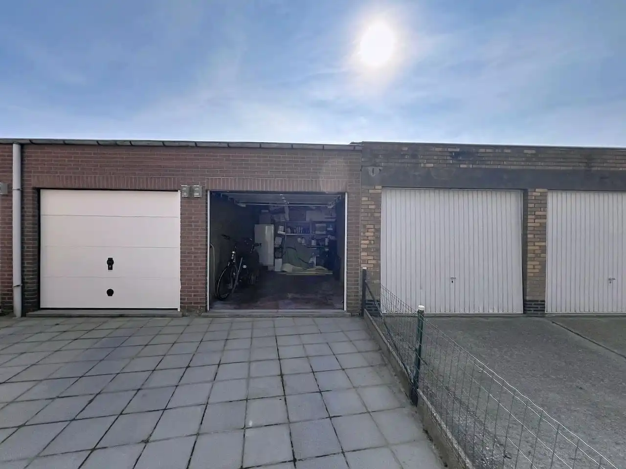 Mooi ingedeeld twee slaapkamerappartement in het hart van Heist. foto 23