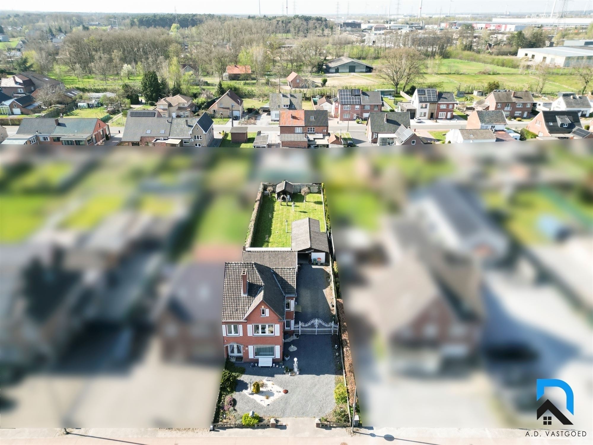 Ruime woning met grote tuin en dubbele garage foto 31