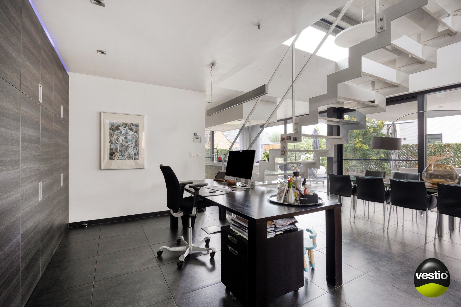 MODERNE VILLA – TOPAFWERKING IN RUSTIGE WIJK foto 20