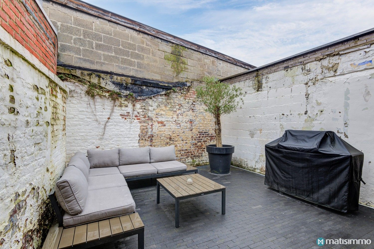 PRACHTIG GERENOVEERDE EN ENERGIEZUINIGE TUSSENWONING MET 3 SLAAPKAMERS EN TERRAS IN HARTJE TONGEREN (+ OPTIONEEL 3 PARKEERPLAATSEN TE HUUR) foto 27