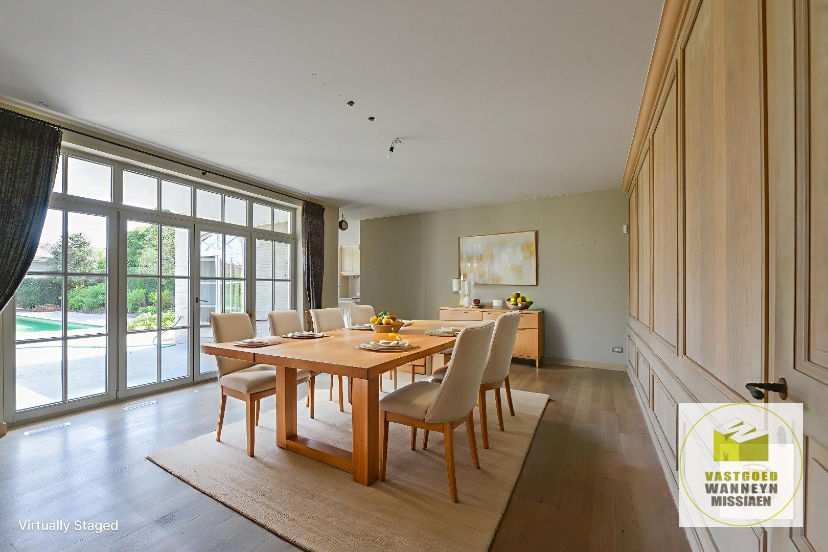 Luxueuze woning met burelen en woonst met zwembad foto 11