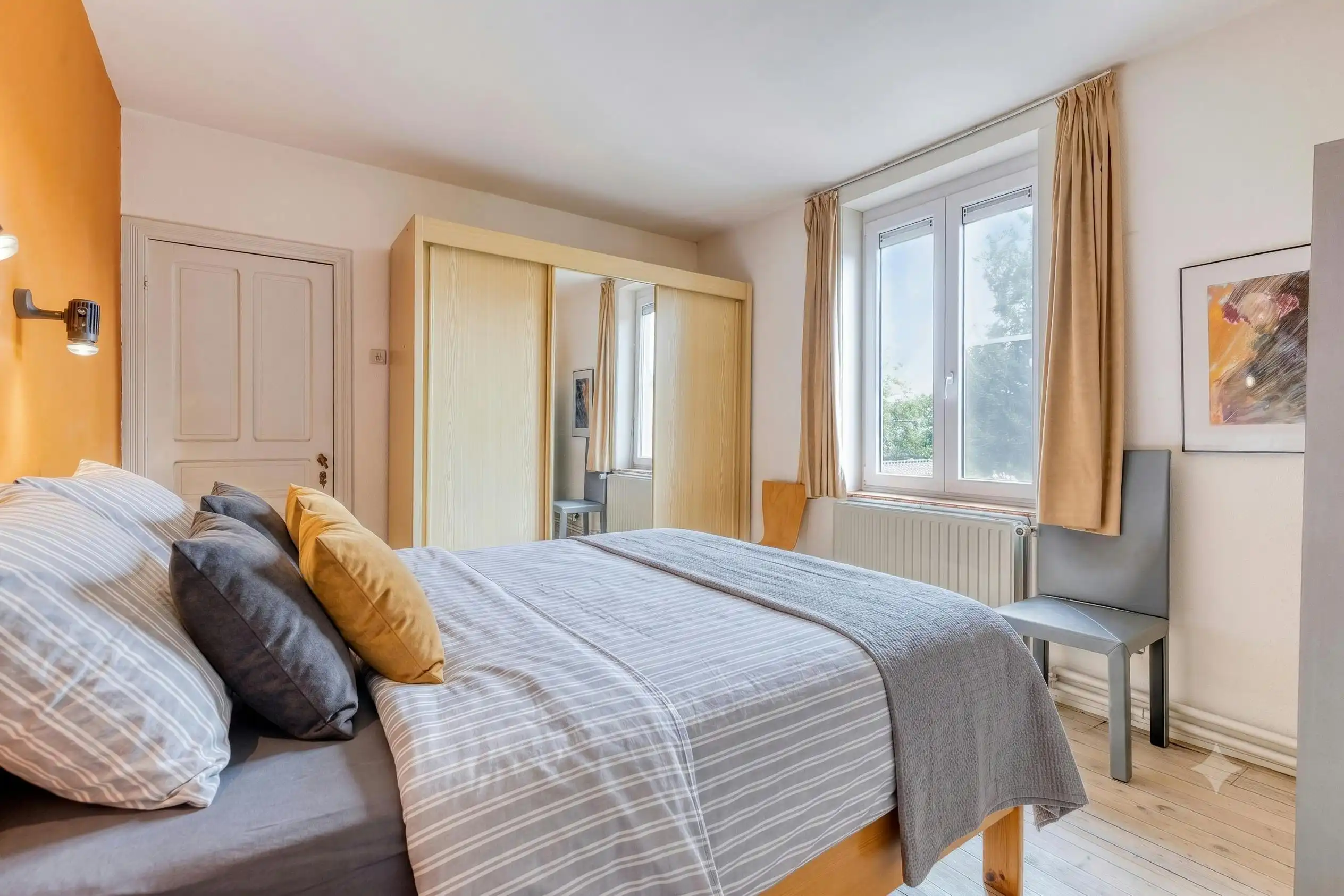Karaktervolle woning met 7 slaapkamers, authentieke elementen en een ruime tuin foto 10