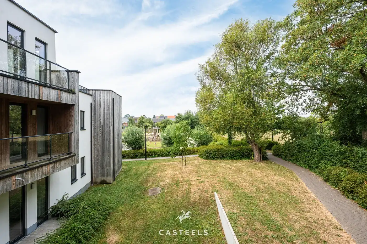 Lichtrijk nieuwbouw hoek appartement met terras te Kluisbergen foto 12