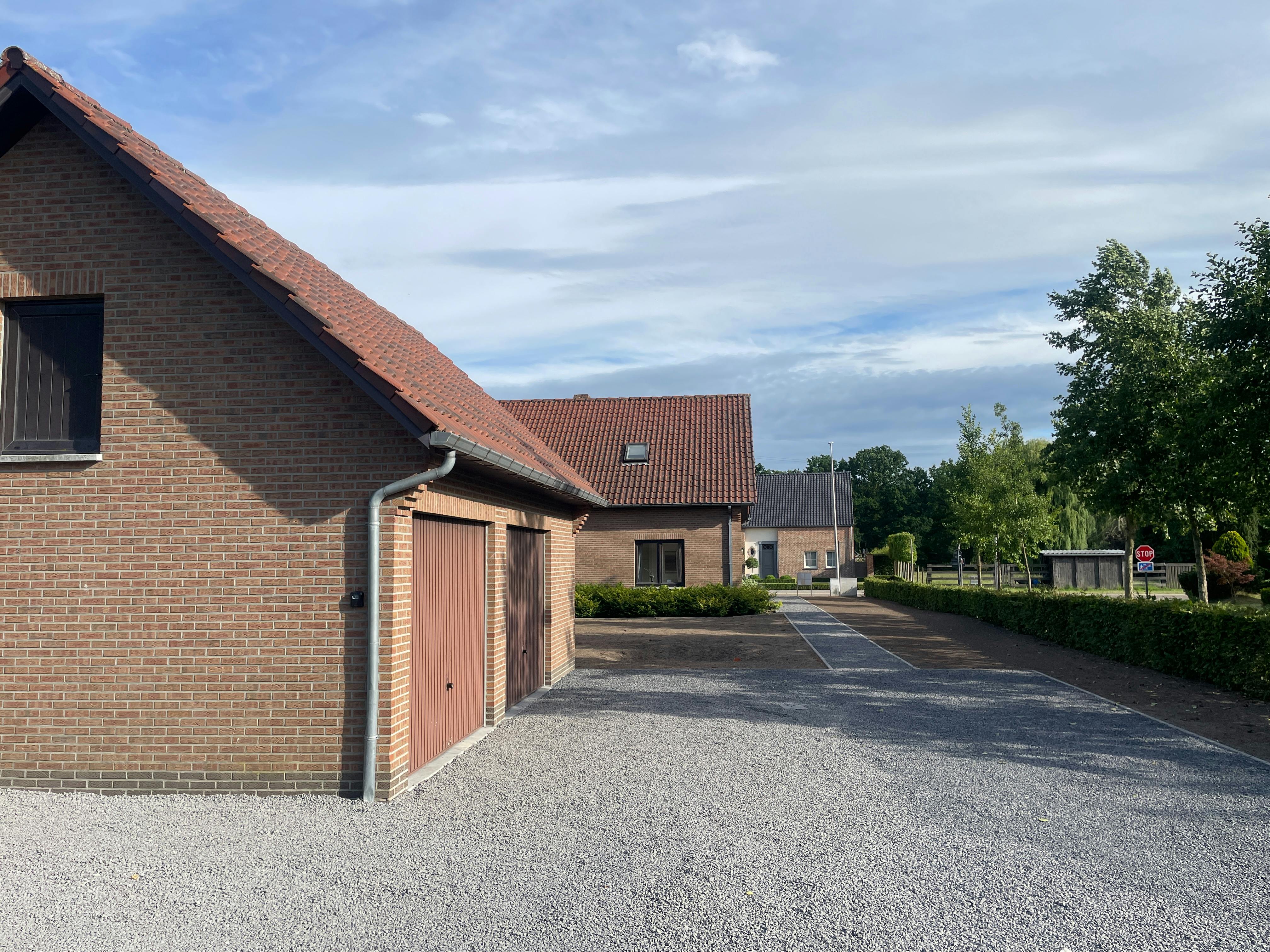 Aangenaam appartement met 1 slaapkamer en garagebox in Hasselt foto 9