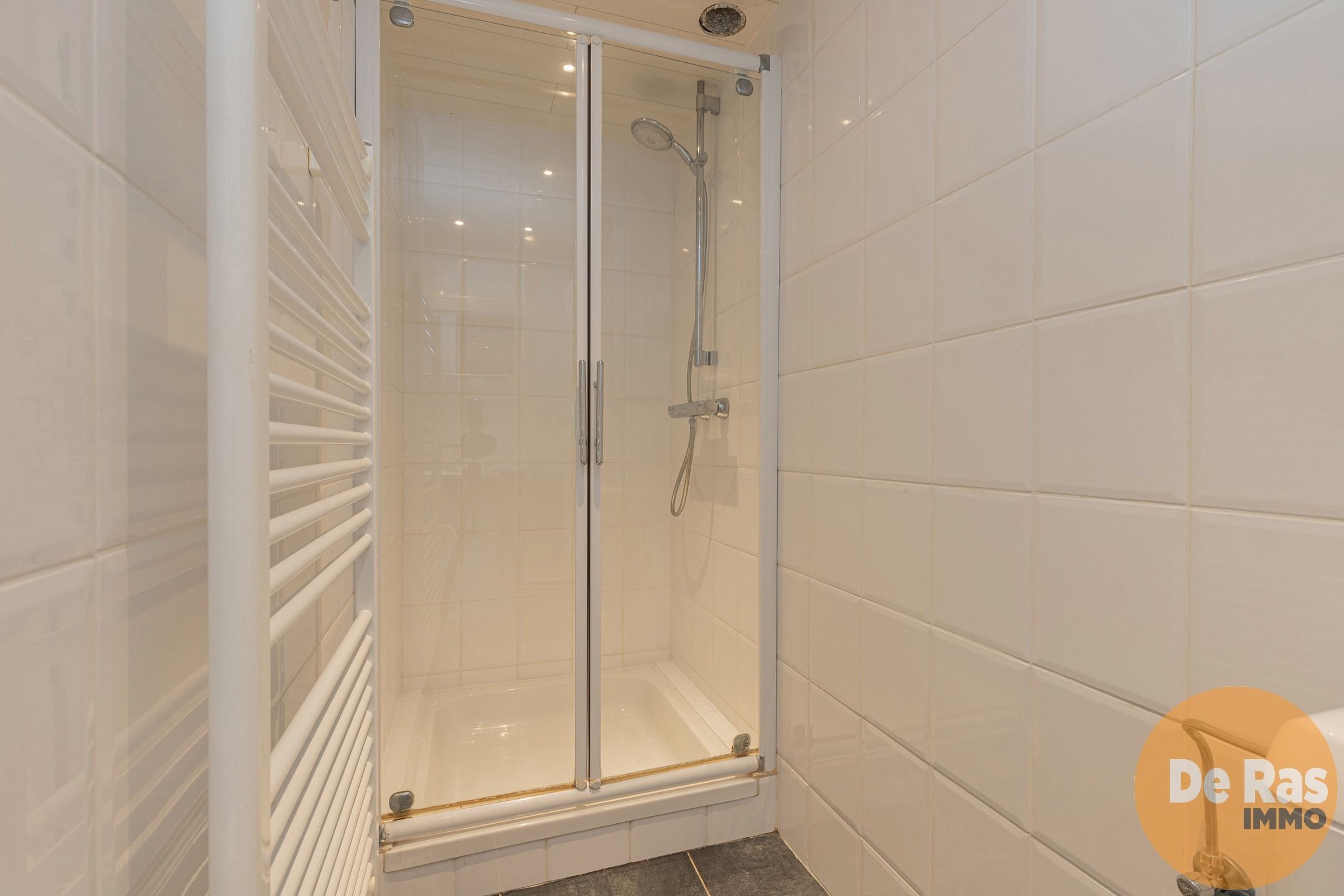 KERKSKEN - Grote woning met appartement en atelier foto 9