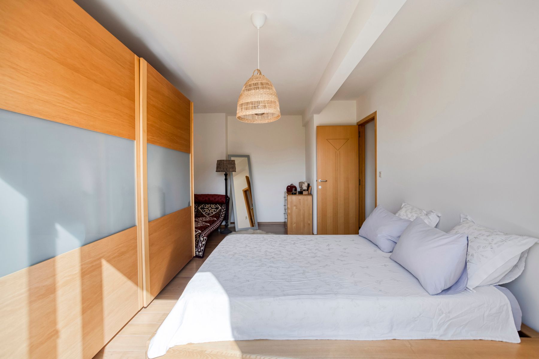 Instapklaar 3-slaapkamerappartement met ruim terras foto 13