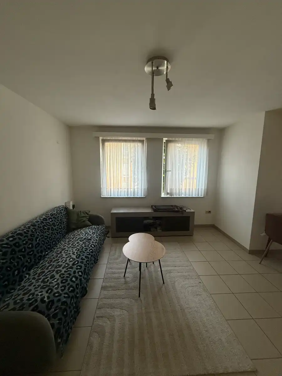 Comfortabel appartement op 1e verdieping vlak bij centrum Genk foto 2