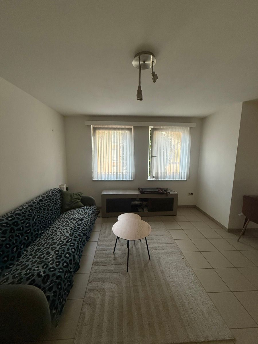 Comfortabel appartement op 1e verdieping vlak bij centrum Genk foto 2