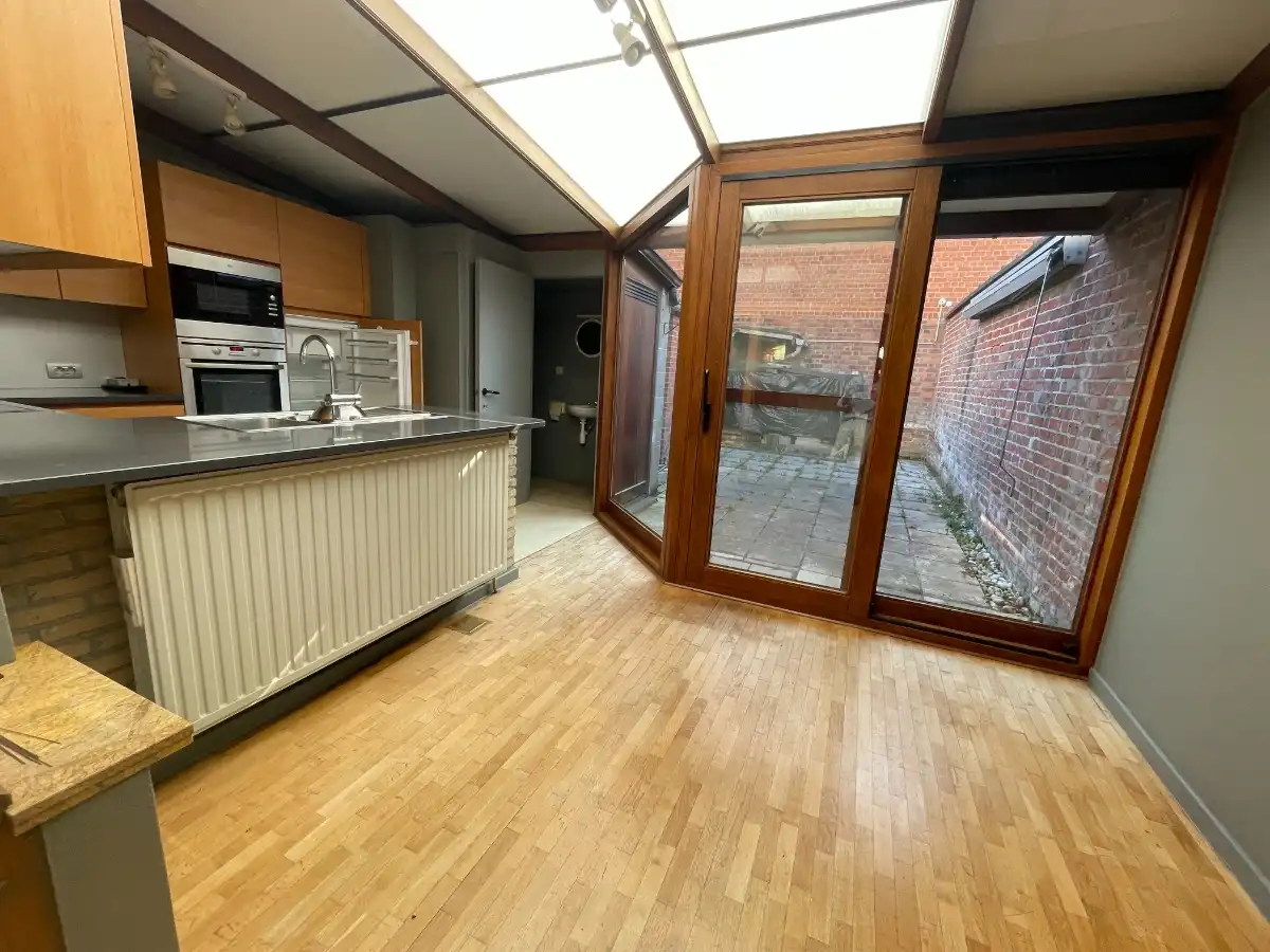 Ruime ééngezinswoning met garage en stadstuin/terras foto 11