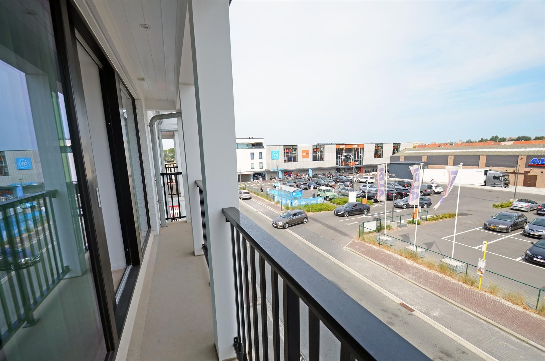 Gezellig gemeubeld één-slaapkamer appartement met hoogwaardige afwerking op een centrale ligging in Duinenwater foto 5