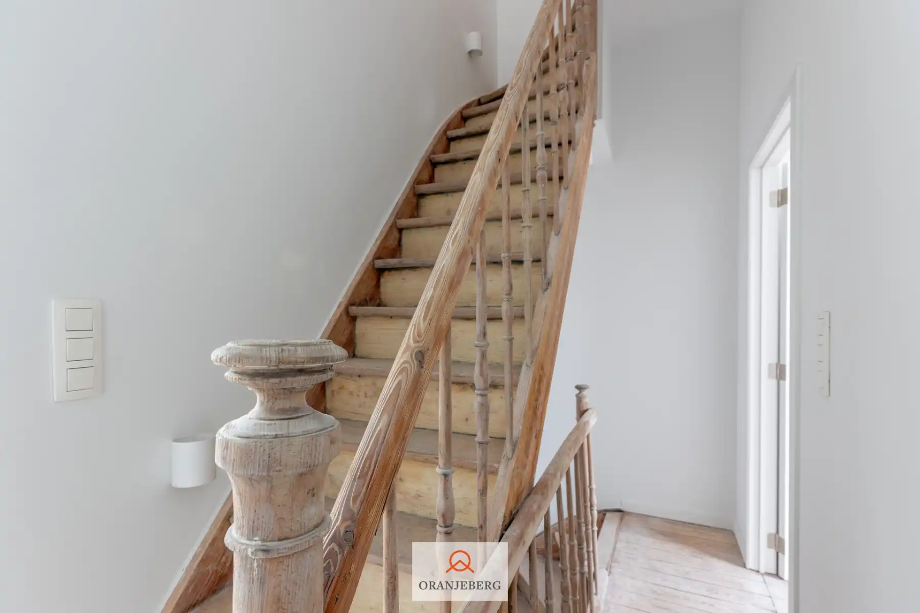 Woning met 3 slpk's en koer foto 18
