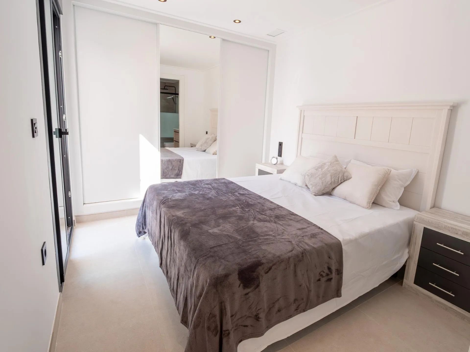 Jouw droomvilla onder de Spaanse zon – rust, ruimte en een privézwembad aan de Costa Blanca foto 5