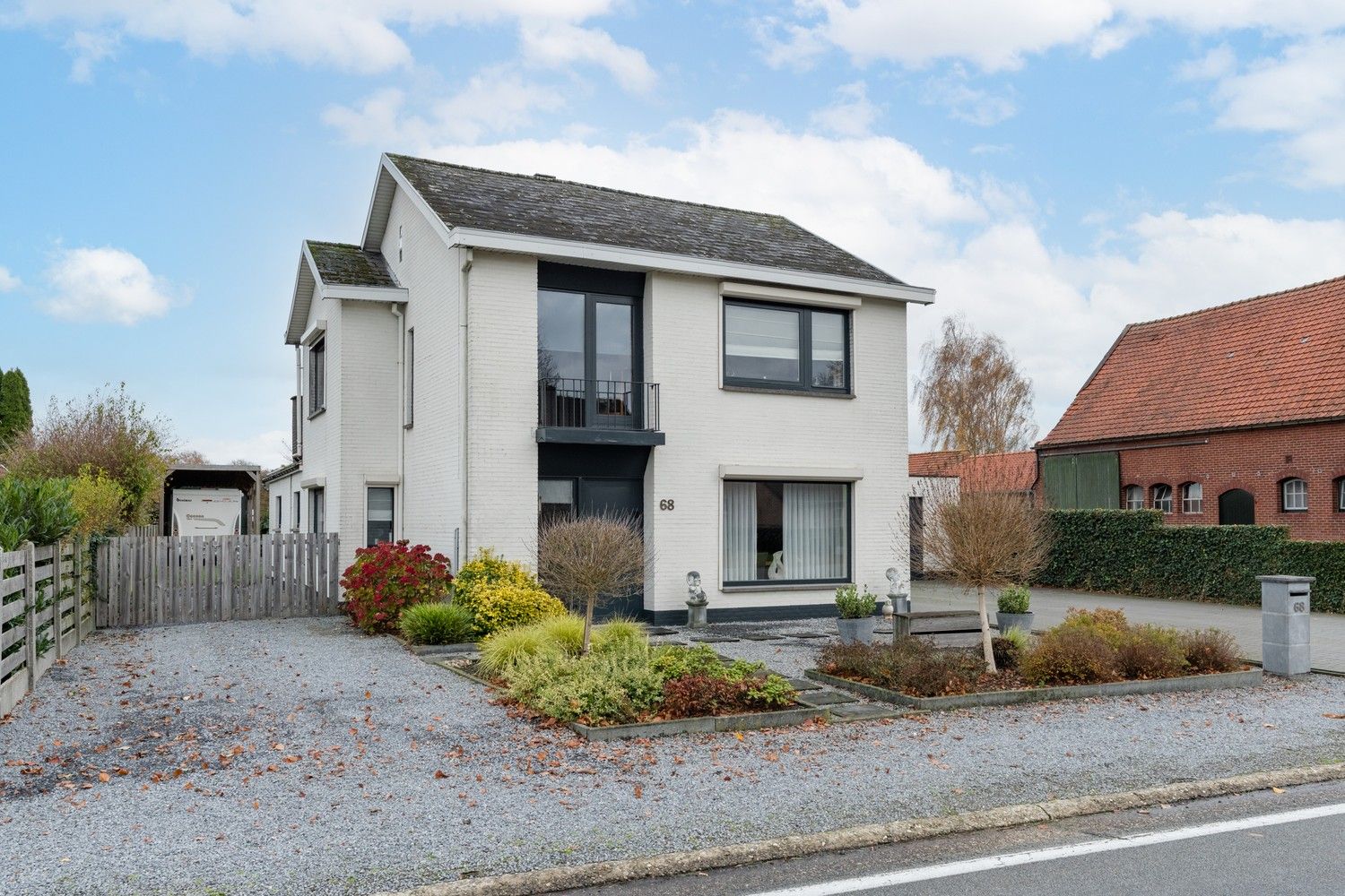 Vrijstaande woning met prachtig uitzicht op weilanden, rustige ligging nabij de Nederlandse grens! foto 53