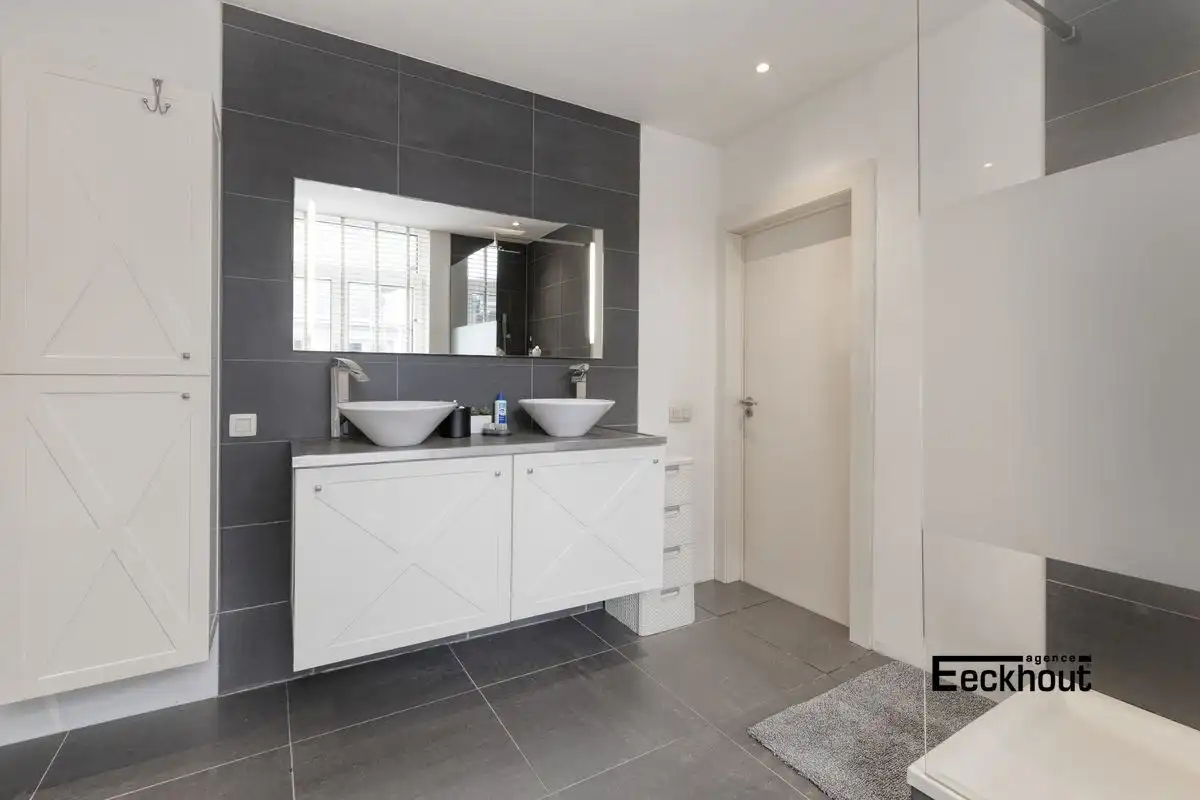 Woning met tuin en 2 slaapkamers te Bredene-Sas foto 9