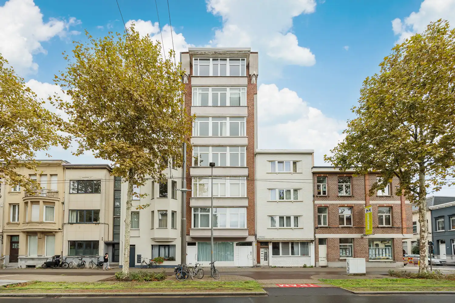 Ruim en lichtrijk art-decoappartement met terras, vlakbij Te Boelaerpark – Berchem foto 28