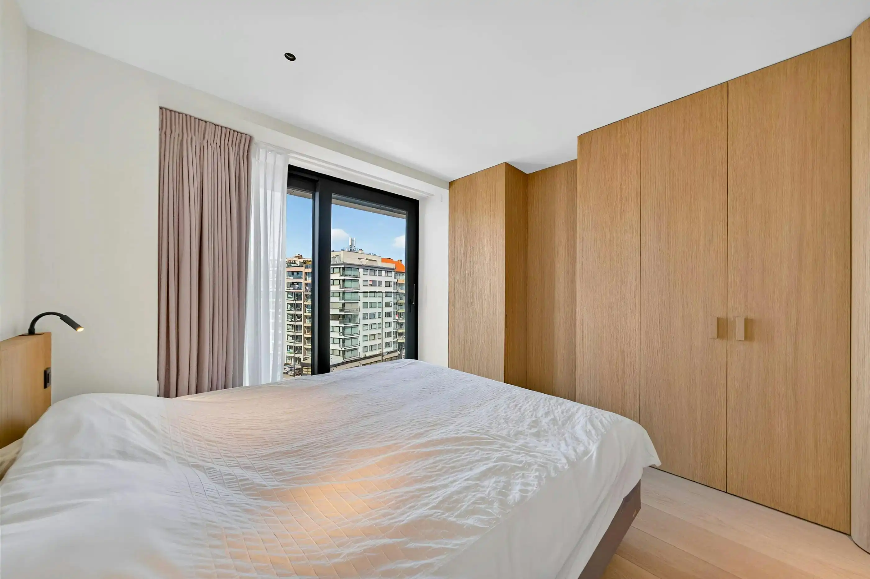Luxe appartement te koop in de Heldentoren te Knokke-Heist foto 24