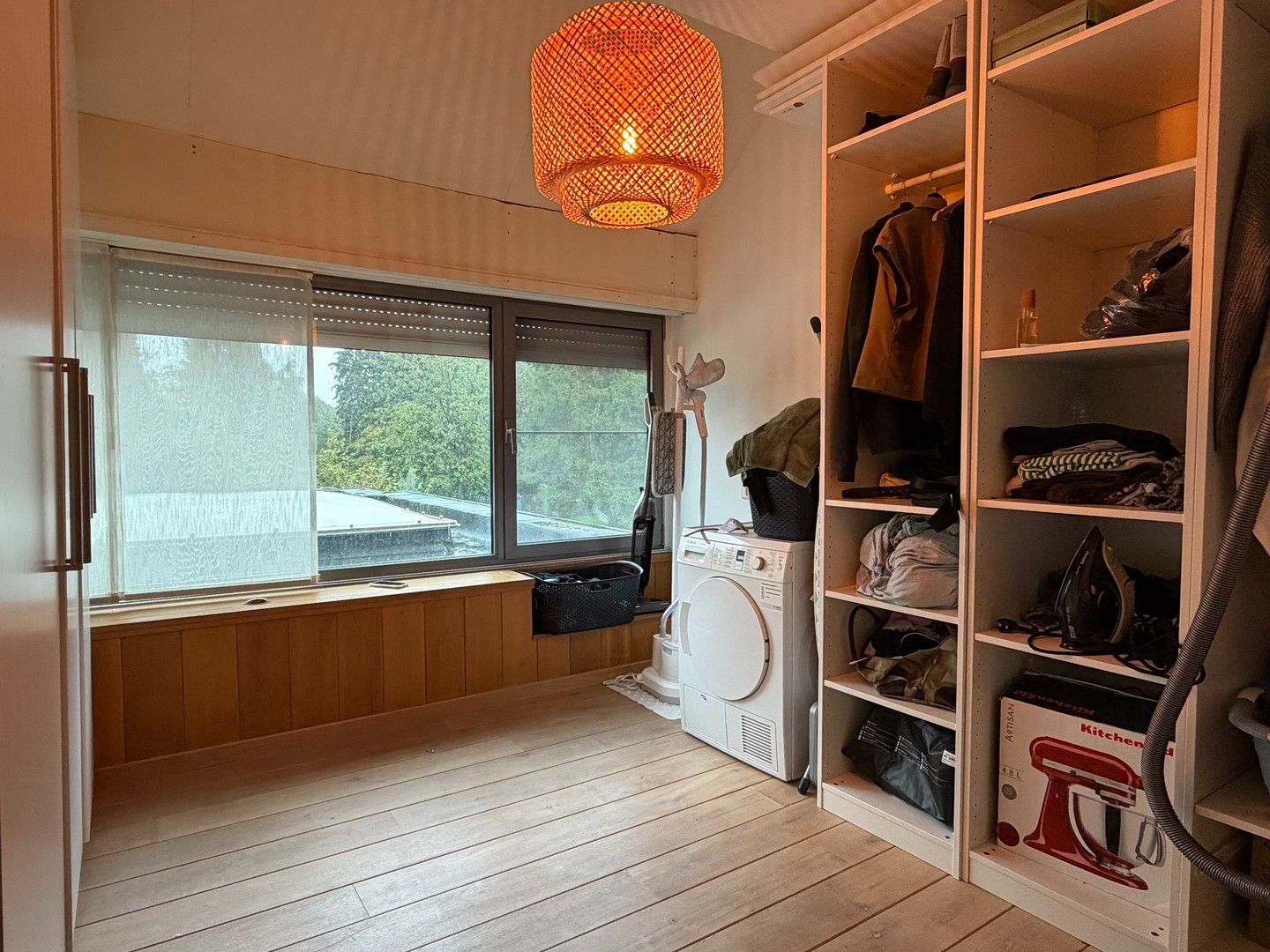 Moderne half open woning met 2 slaapkamers foto 10