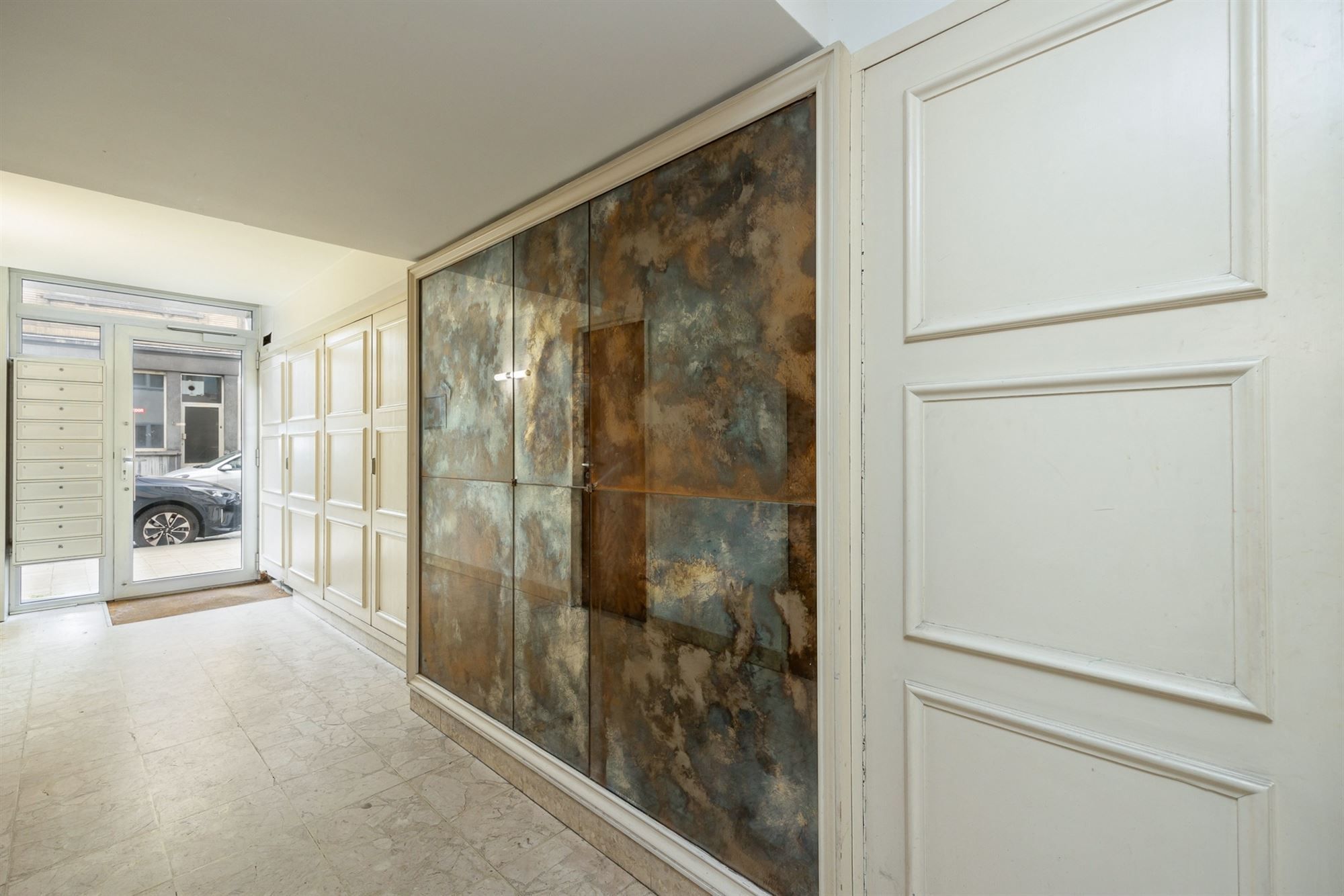 Elegant 3-slpkmr app. met terras foto 15