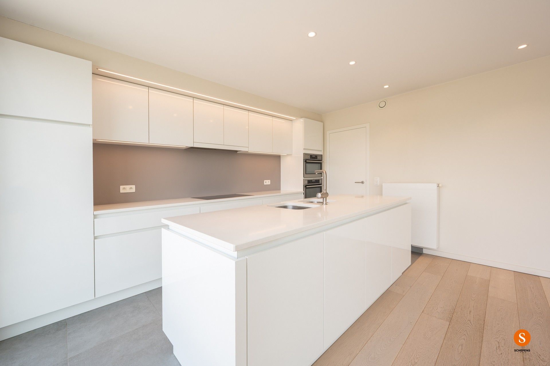 Heel verzorgd Luxe appartement te koop te De Haan - Vosseslag. foto 12