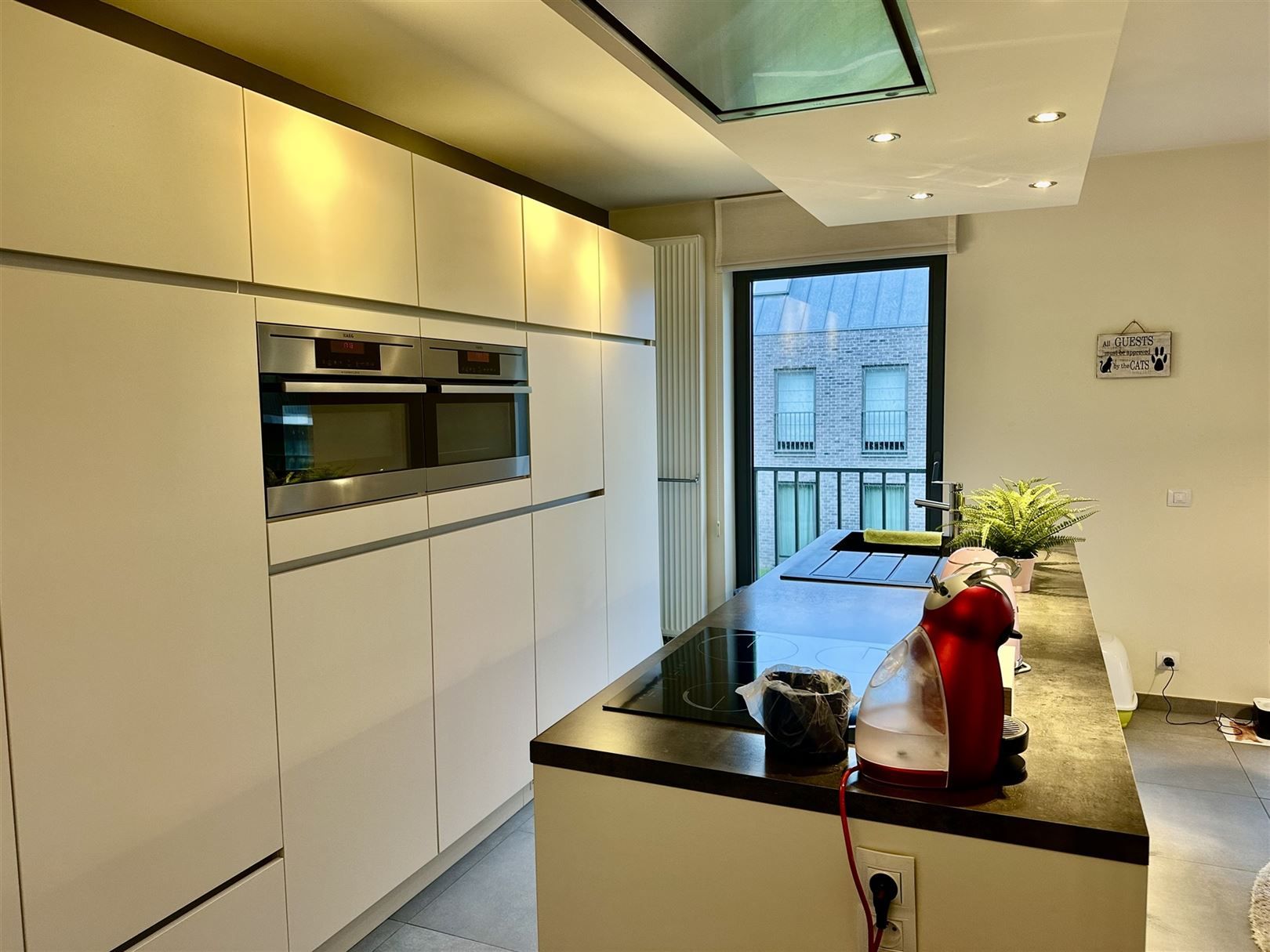 2 slpk appartement met terras en autostaanplaats. foto 6