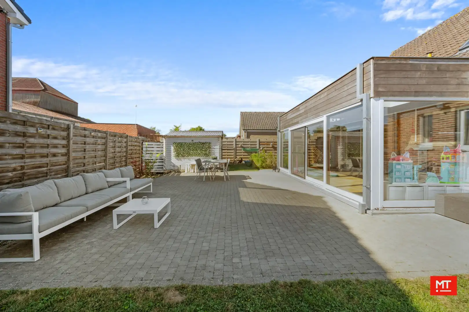 Instapklare, alleenstaande woning op een rustige locatie te Dikkebus foto 16