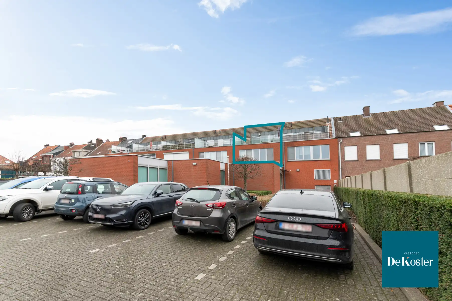 Stijlvol duplexappartement met ruim terras en garage foto 16