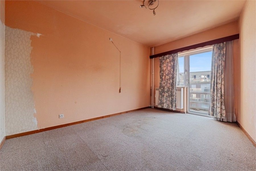 OP TE FRISSEN APPARTEMENT IN HET CENTRUM VAN SINT-TRUIDEN foto 16