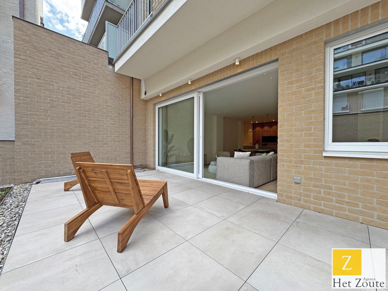 Gelijkvloers appartement met terras en tuin te Knokke foto 3