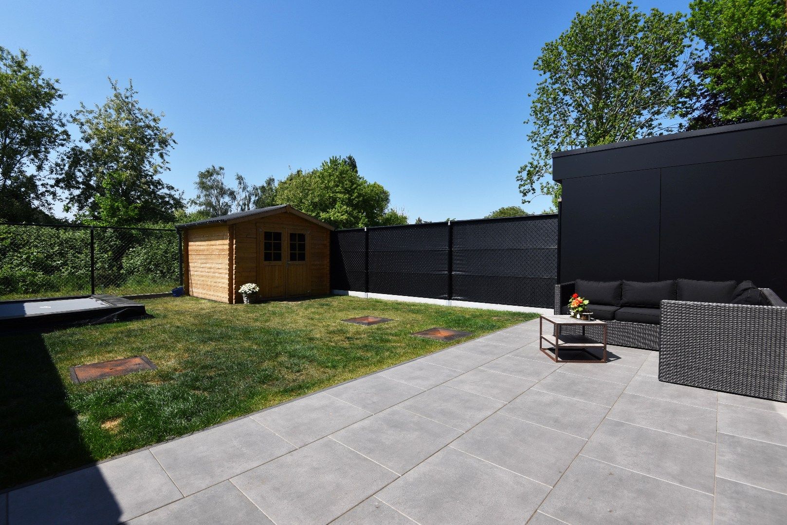 BEN (bijna energie neutrale) woning met 4 slpks en tuin rustig gelegen te Eeklo foto 2