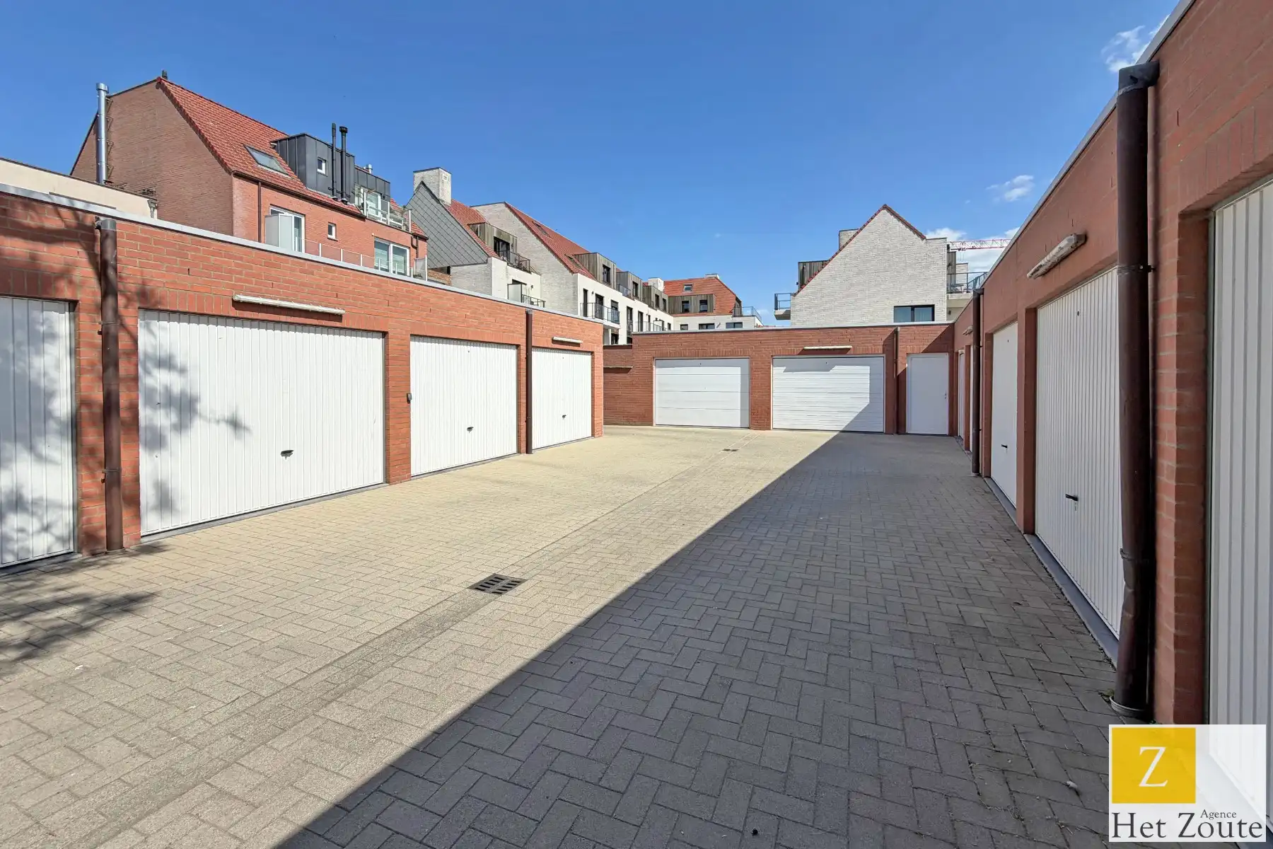 Vlot toegankelijke garagebox nabij Meerlaan foto 2