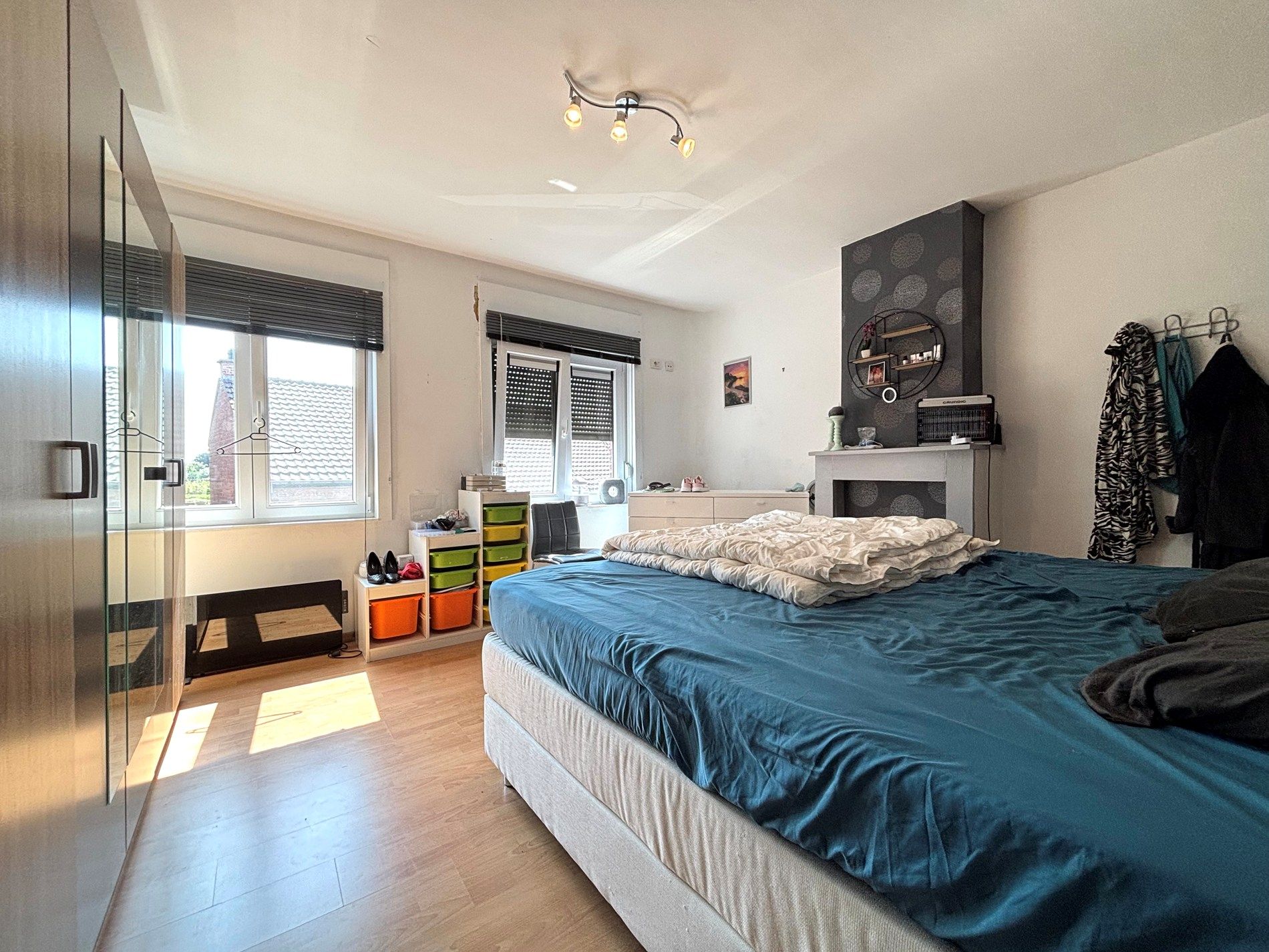 Lichtrijke woning met 4 slaapkamers en dubbele garage in Kuurne! foto 12