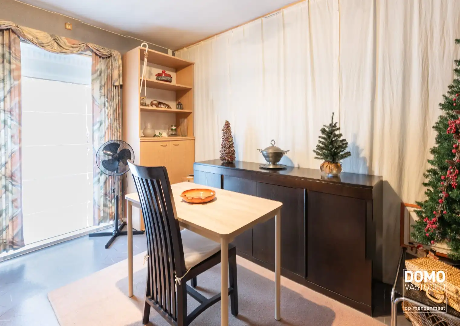 DEELS GERENOVEERDE WONING MET 3 SLAAPKAMERS, GARAGE EN RUIME TUIN TE KOOP IN KERMT  foto 12