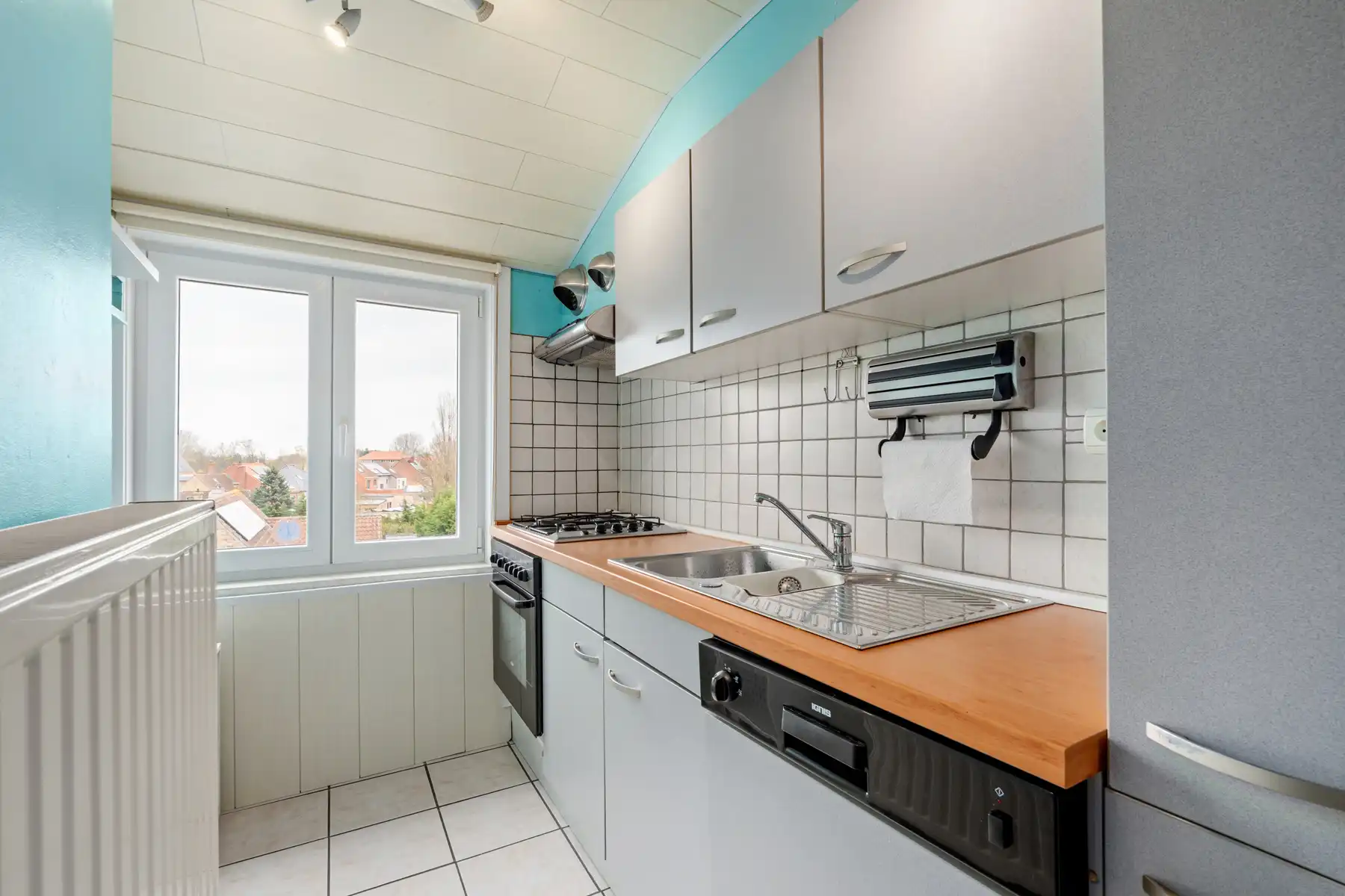 Centraal gelegen éénkamerappartement foto 6