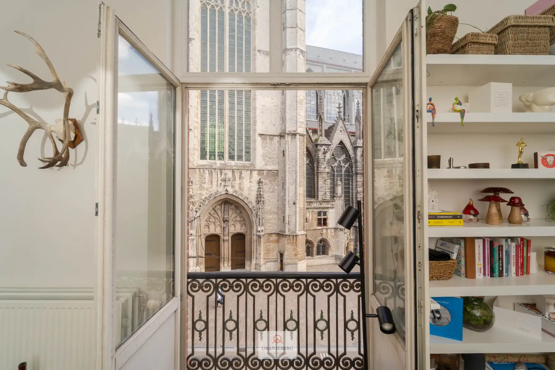 Gezellig 1 slpk- appartement ruim terras op toplocatie in hartje Gent foto 9