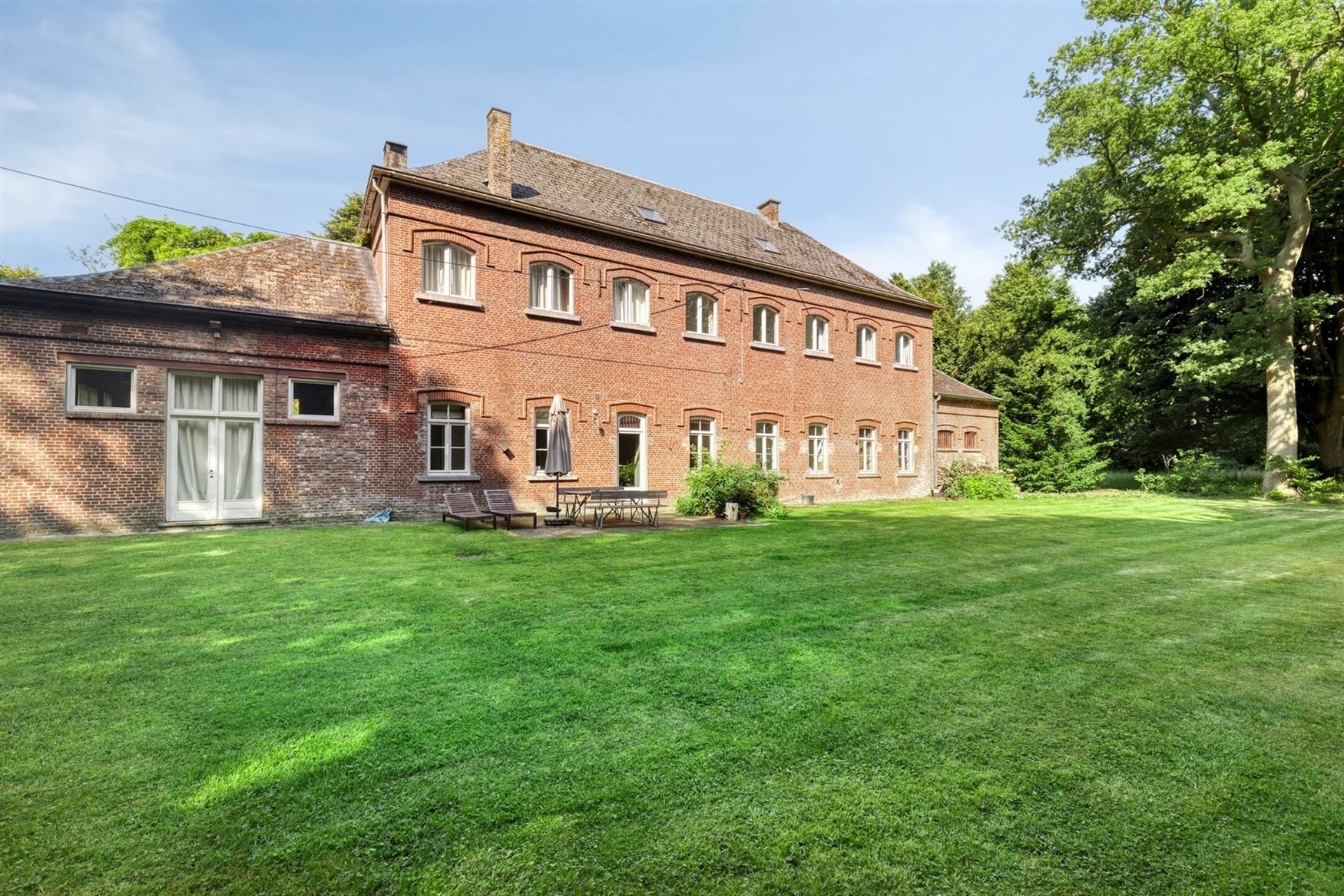 Uitzonderlijk koetshuis op kasteeldomein in Hansbeke, 487m² puur woongenot foto 33