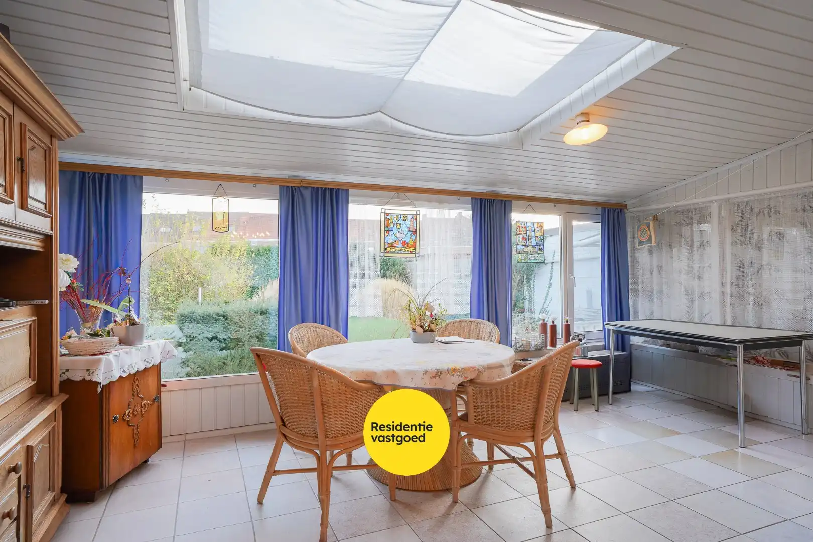 Ruime woning met zuidgerichte tuin te Sint-Michiels foto 4