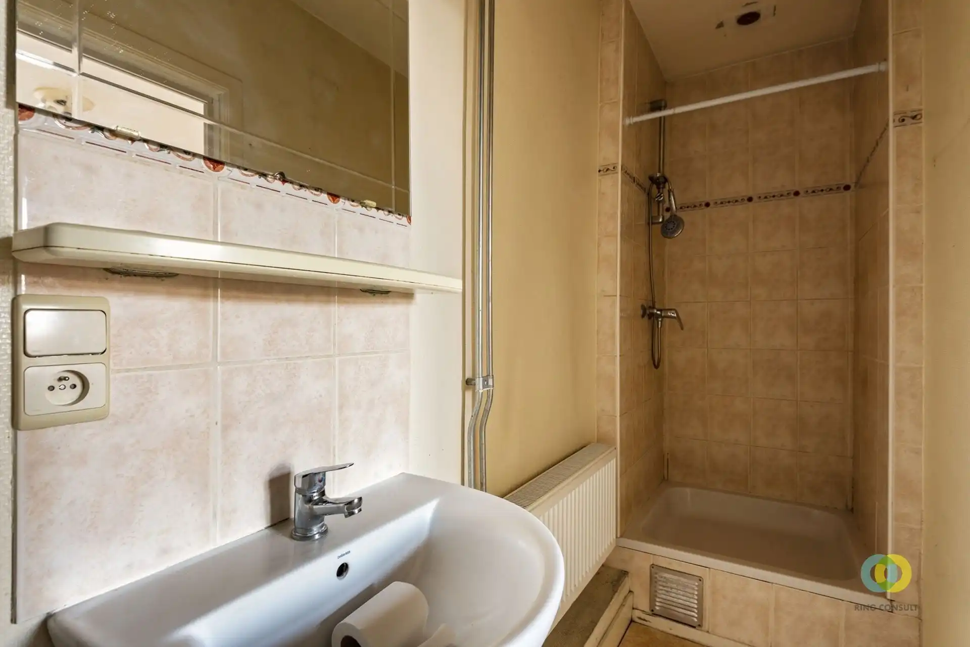 **IN OPTIE** Te renoveren appartementsgebouw foto 14