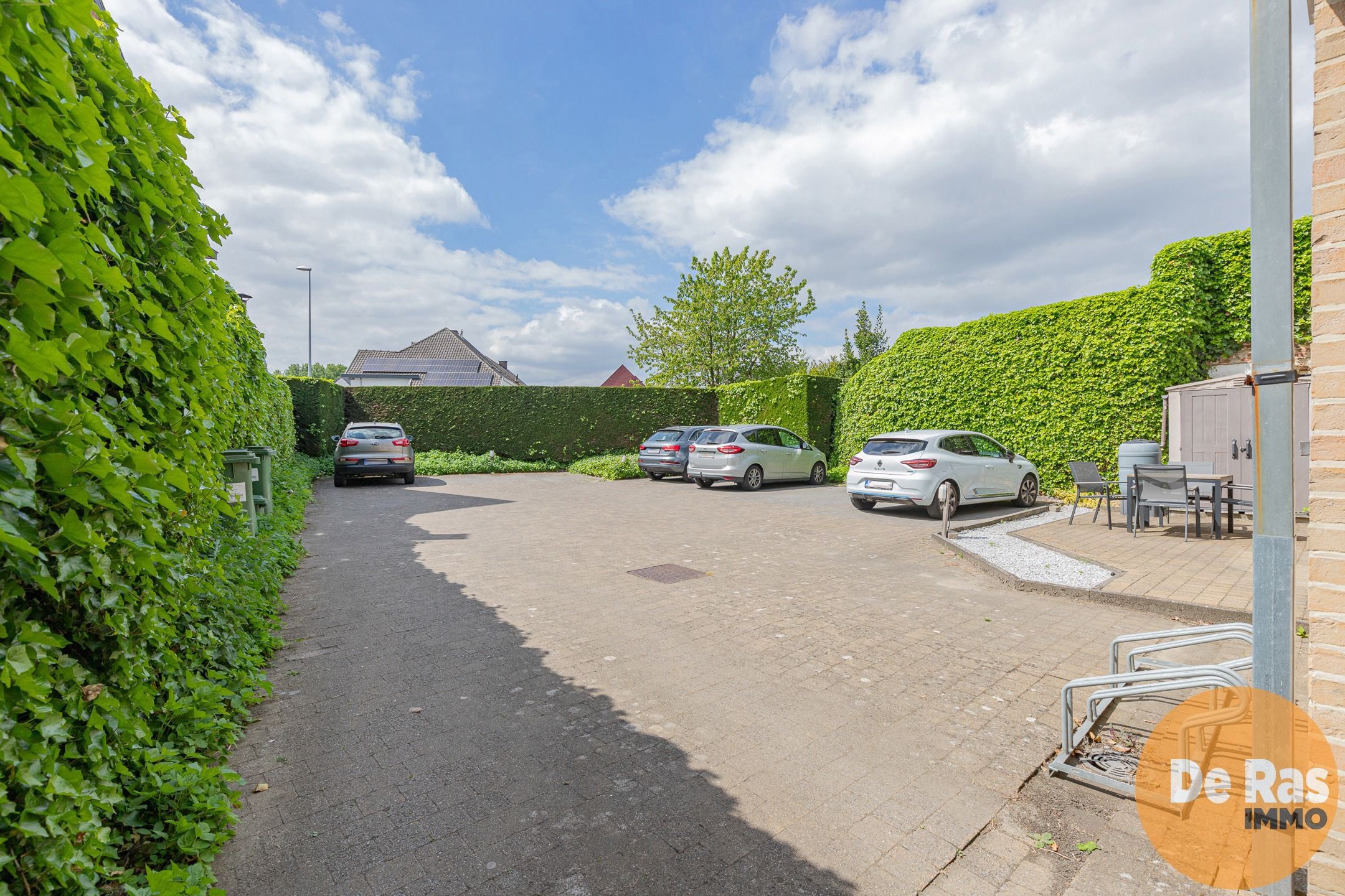Schitterend dakappartement met terras en staanplaats foto 17