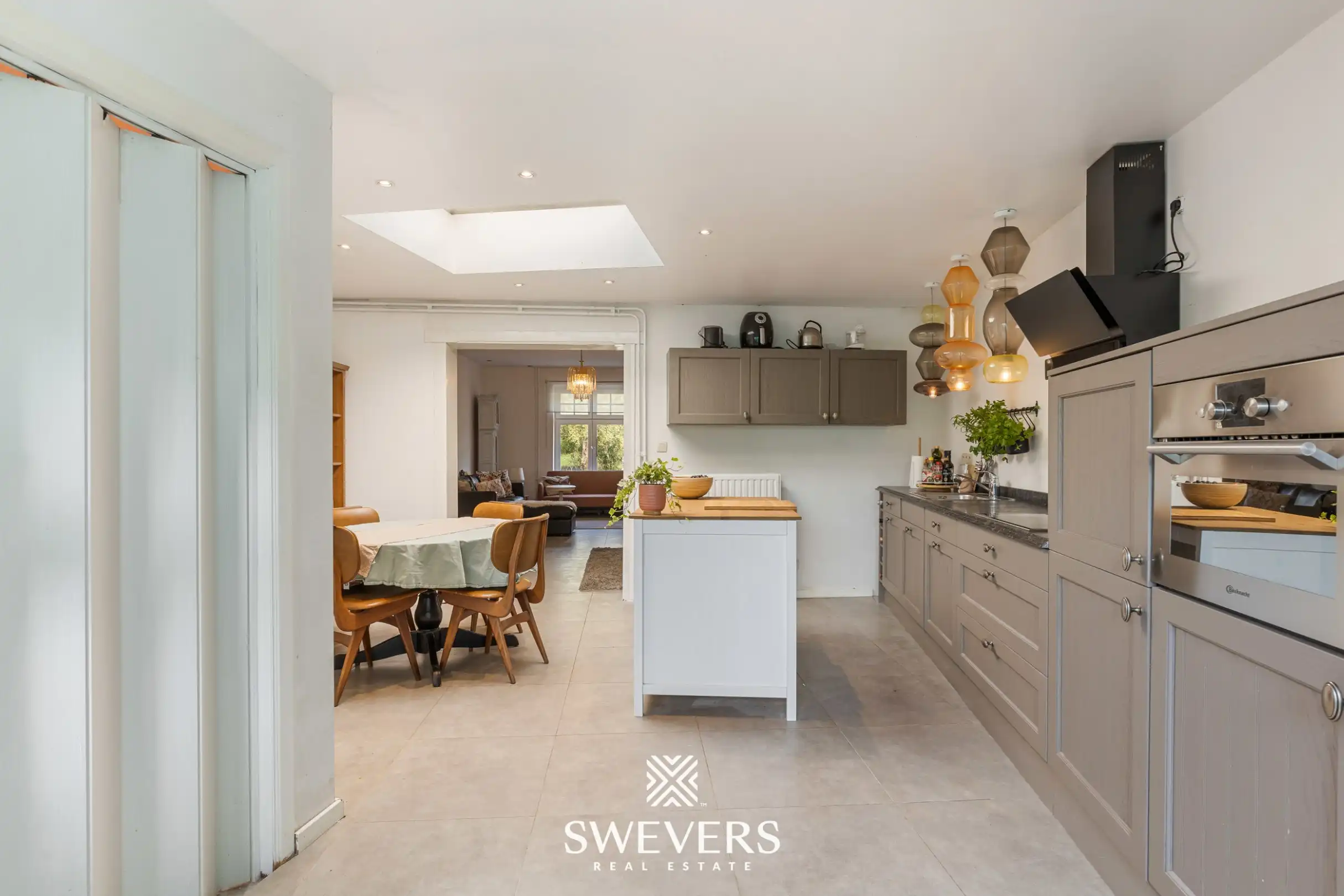 Instapklare stadswoning met zuidoost gerichte tuin nabij Hasselt-centrum foto 9