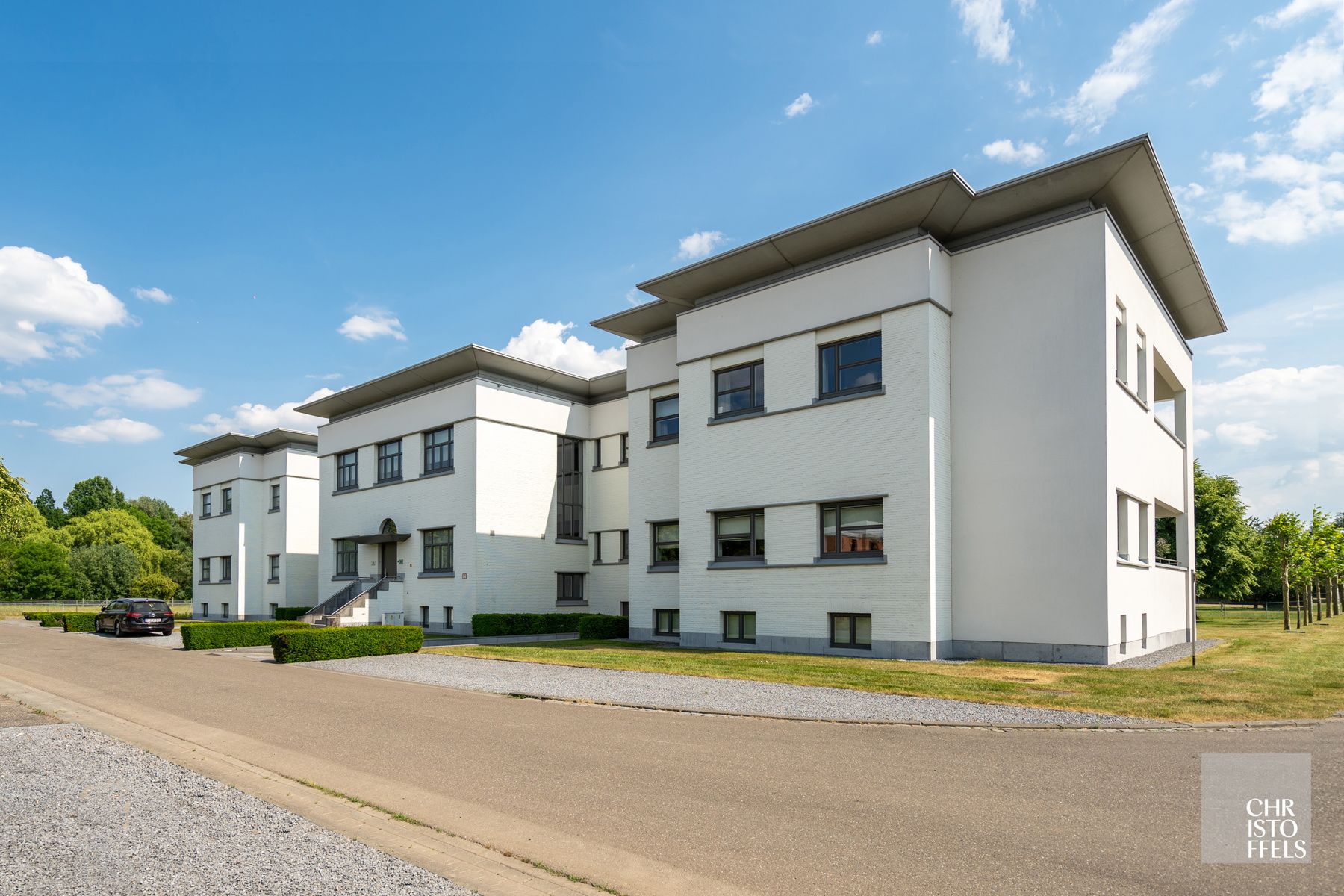 Exclusief villa-appartement van 330m² met vrij uitzicht op omliggend kasteelpark! foto 8