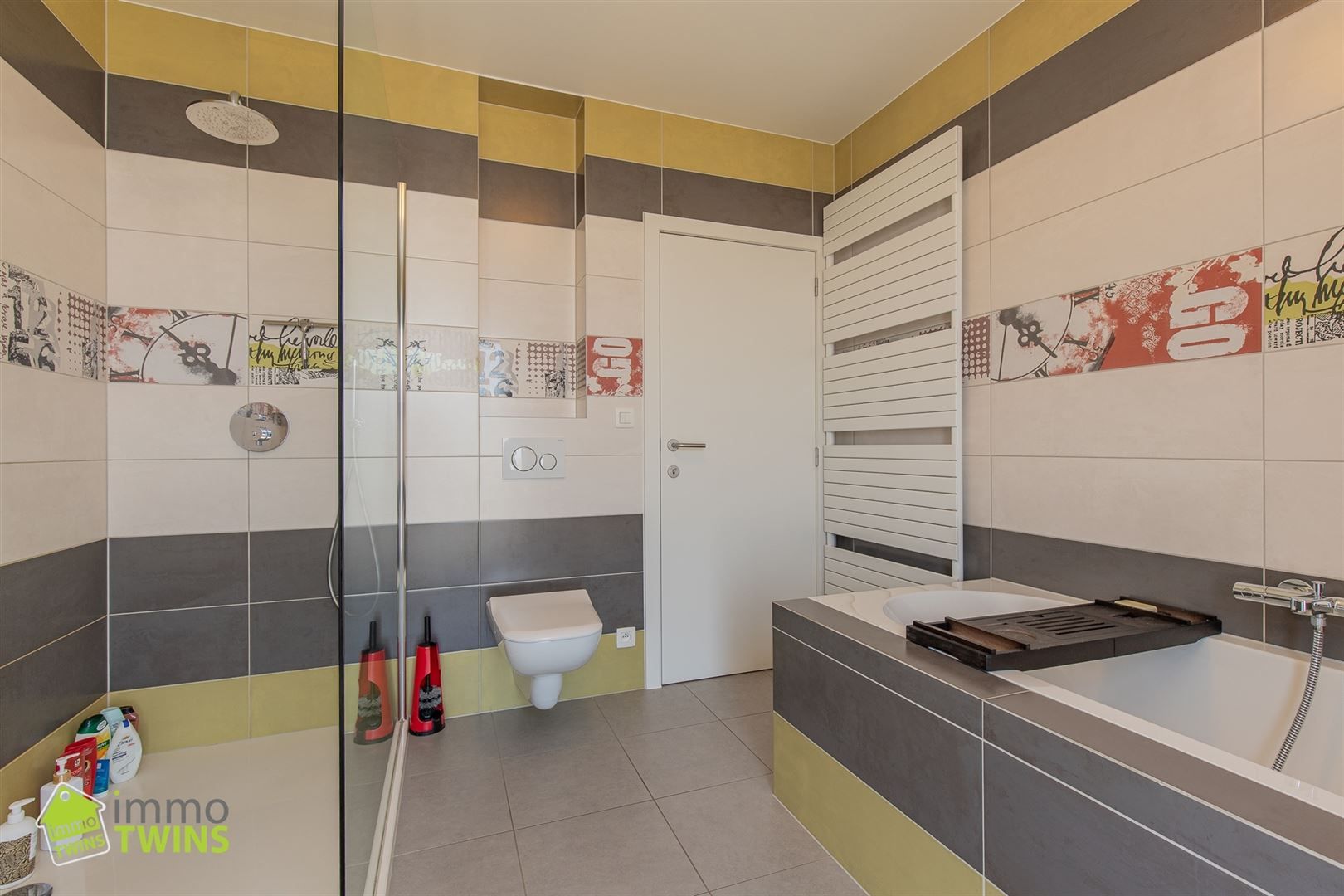 Instapklare woning met strak design te Grembergen foto 15